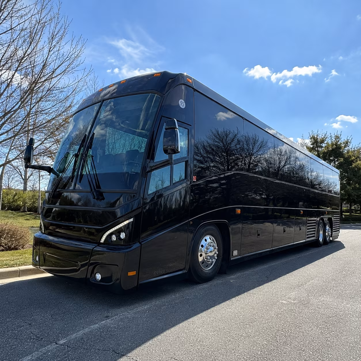 weekly worship shuttle buses for temecula congregations